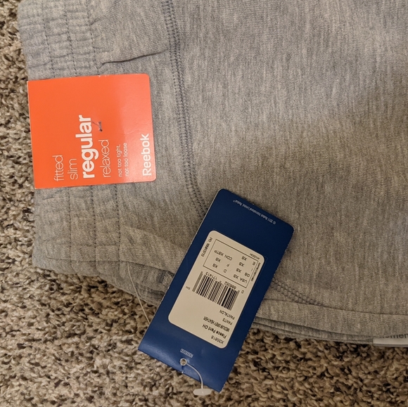 NWT Reebok Elements PT unisex trainers pants - Picture 5 of 13